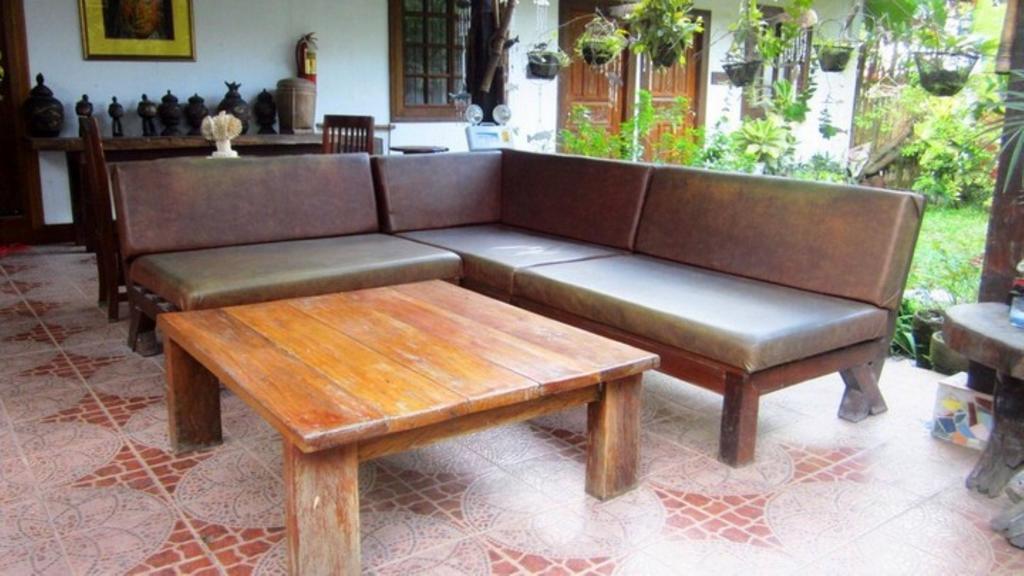 The Lotus Garden Bed and Breakfast Puerto Princesa Buitenkant foto