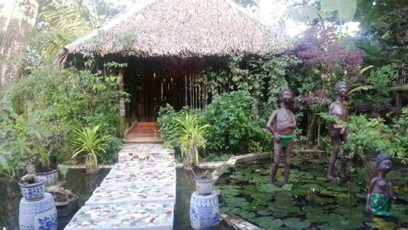 The Lotus Garden Bed and Breakfast Puerto Princesa Buitenkant foto